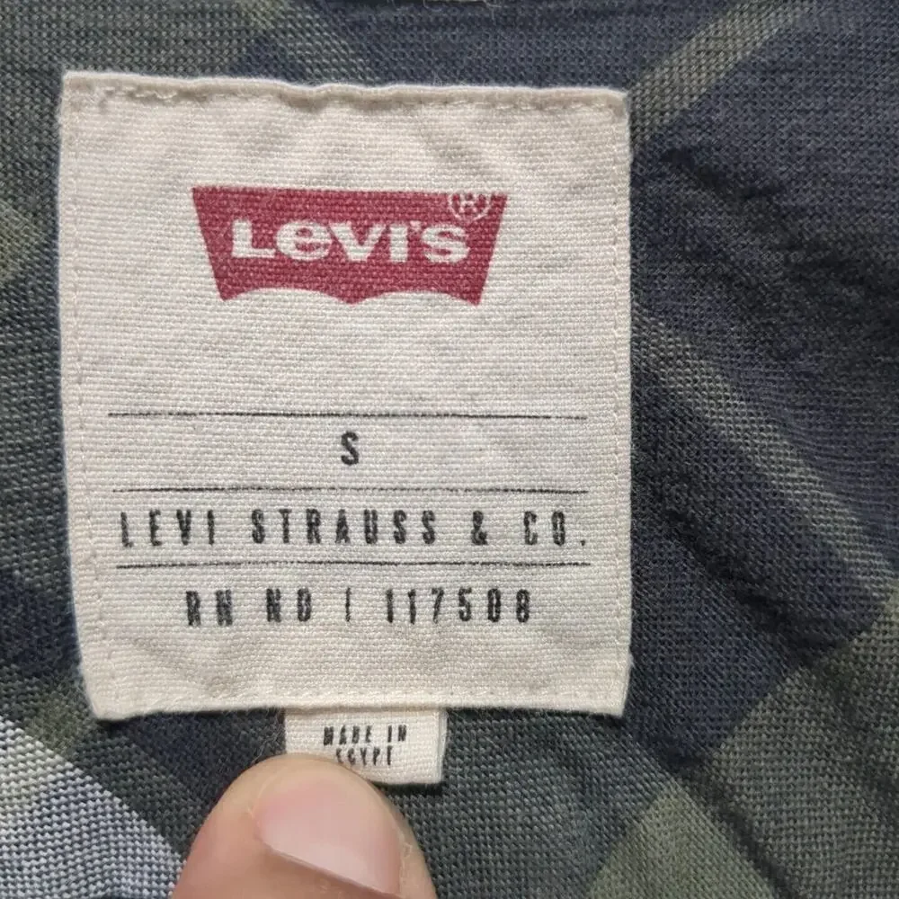 Levis Mens Small Green/Black/White Plaid Button‎ Up Short Sleeve Shirt Vintage